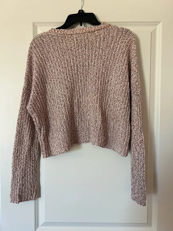 Pink bell sleeve cropped sweater - Image 2