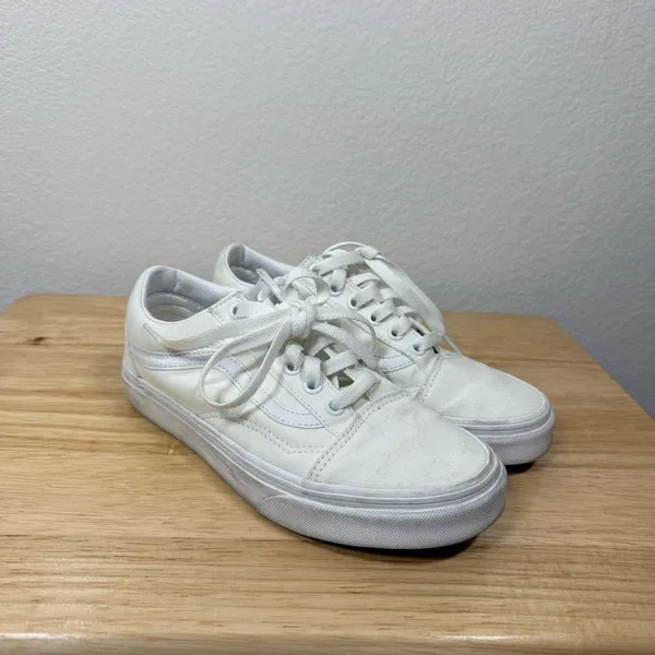 Vans Women’s Old Skool Sneakers in True White Size 6 - Image 3