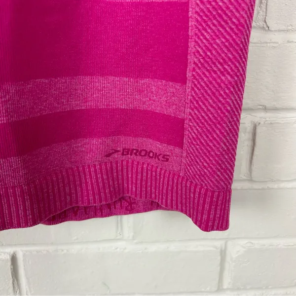 Brooks Running Pink Striped Tank Top Size S - Image 5