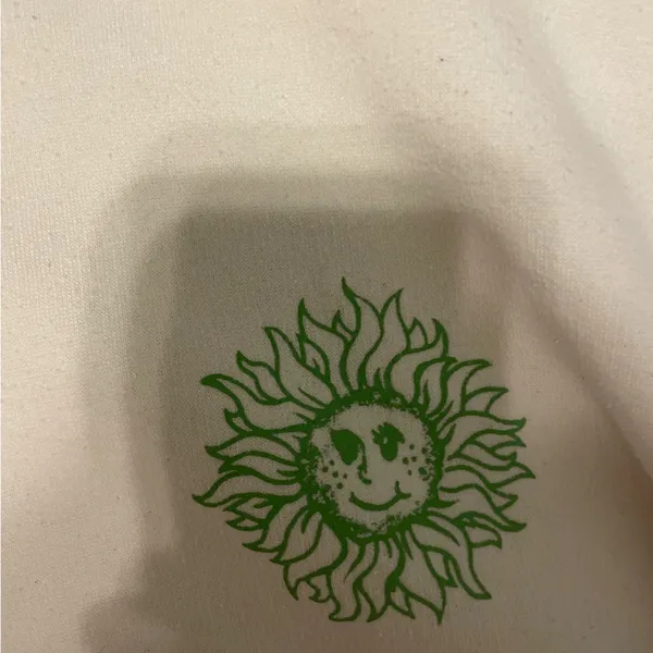 Urban Outfitters Follow The Sun Puff Paint Graphic Sweatshirt L - Image 3