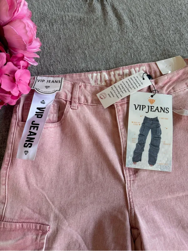 VIP Pink Cargo Boyfriend Jeans Size undefined - Image 4