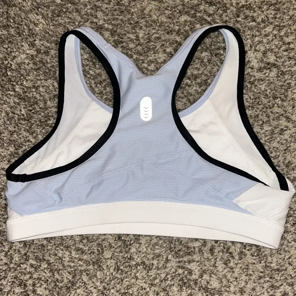 Dri-fit Nike sports bra S - Image 2