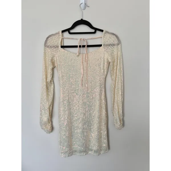 Speechless Iridescent Sequin Mini Dress Cream Square Neck Tie Back Size XS‎ NEW - Image 5