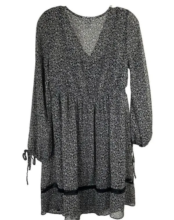 Motherhood Maternity Dress Size Medium Black Floral Lined Boho - Image 4