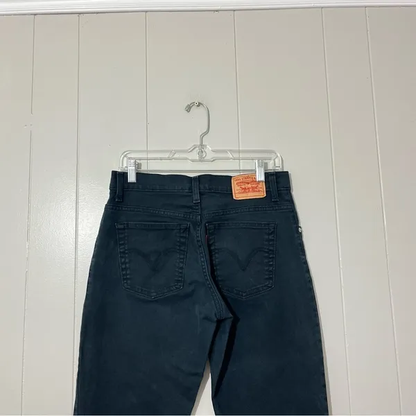 Levi’s 550 Relaxed Bootcut Jeans Women’s Black Size 8 Short Classic Denim - Image 7