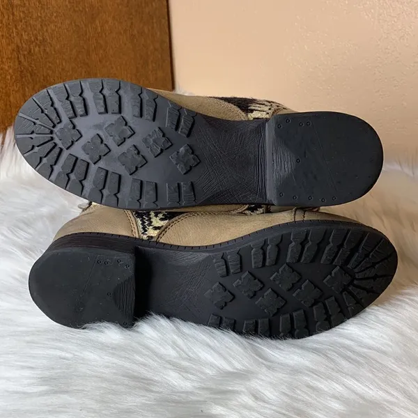 Kelsi Dagger Ilya Snowflake Boots Size 7 - Image 11