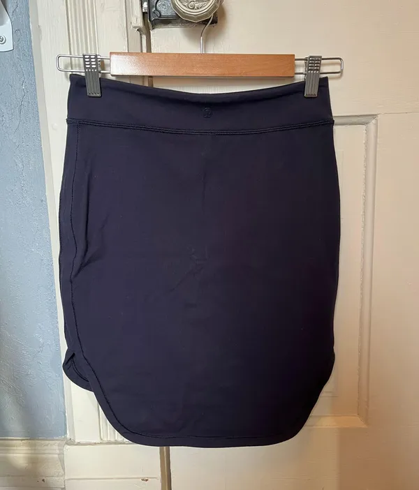 Lululemon Navy Skirt - Image 5