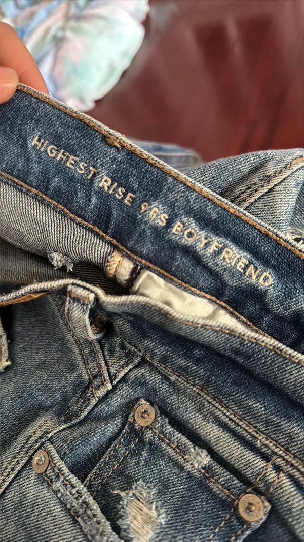 American Eagle Highest Rise 90s Boyfriend jeans - Image 5