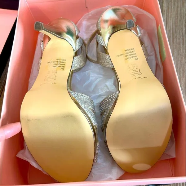 Mina Women’s Size 9 Chic Gold Heels – New with Minor Scuffs from Try-On Formal - Image 9