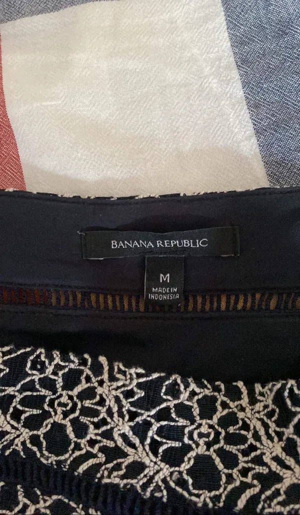Banana Republic Tank - Image 2