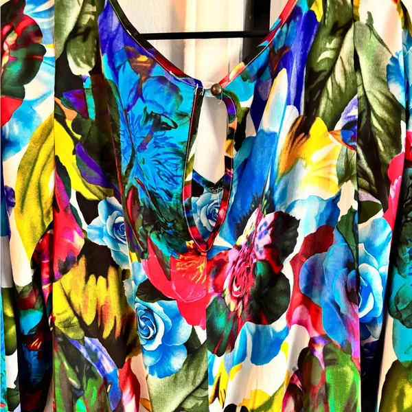 Vava by Joy Han Bright Multicolor Floral Print Romper - Image 6