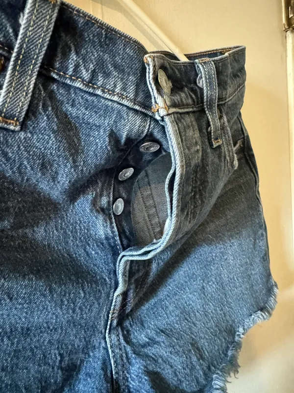 Levi's Dark Wash Shorts - Image 3