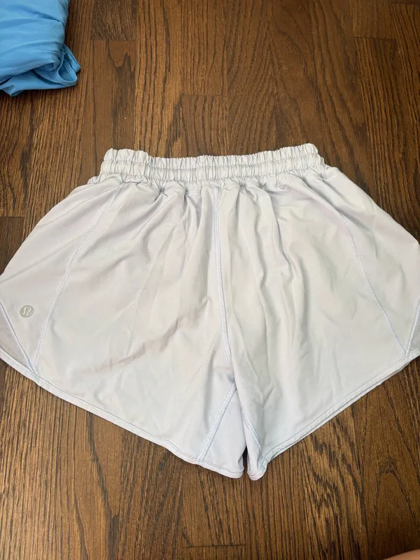 Lululemon Shorts Hot Hots light blue - Image 2