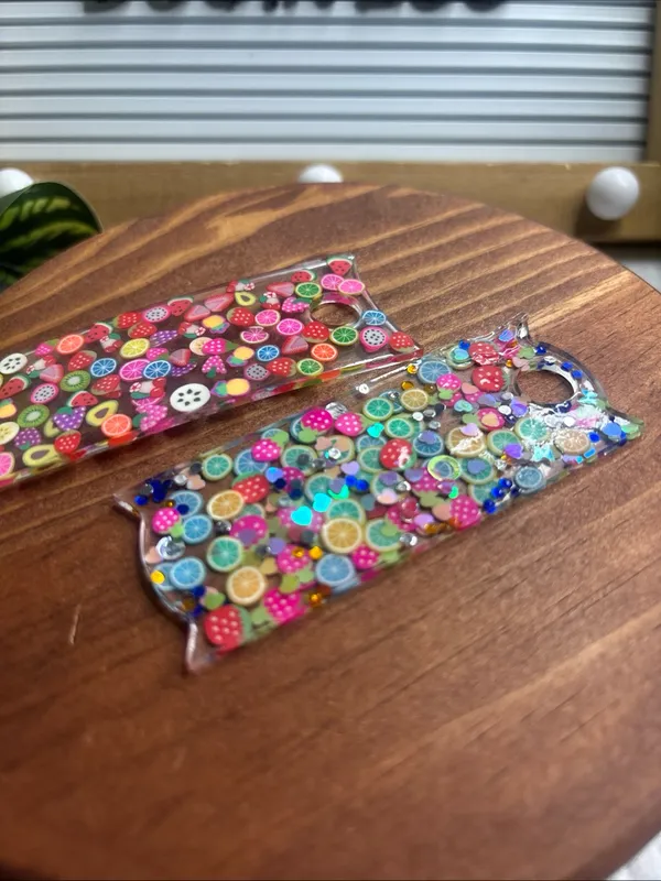 Colorful Fruit Confetti Clear keychains - Image 2