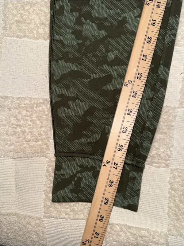 Lululemon Ready to‎ Rulu Jogger 29" Heritage Camo Dark Olive Green Twill size 8 - Image 2