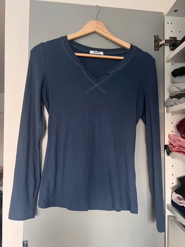 Zeagoo Womens Long Sleeve Shirts V-Neck Rib Knit Slim Fit Tops Casual Stretch Basic Tee Going Out Top - Image 6