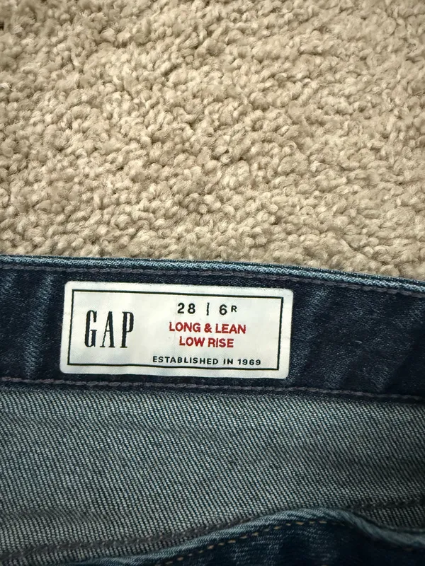 Gap Dark Wash Bootcut Jeans - Image 3