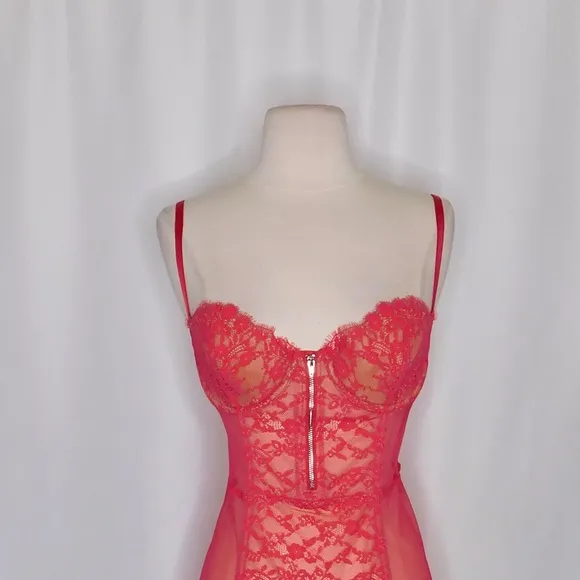 VICTORIA'S SECRET Barbie Hot Pink Lace Corset Bustier Garter Lingerie 34C‎ - Image 3