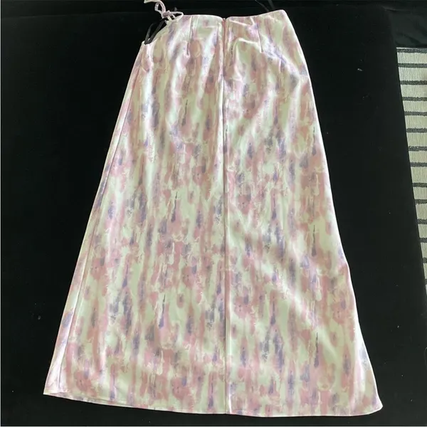 Michael Costello x REVOLVE Cleo Midi Skirt‎ in Purple Pink - Image 2