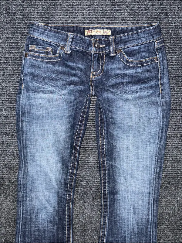 Y2K Buckle BKE Star Flare Jeans Low Rise Dark Wash 26x31.5 Embroidered Festival - Image 4