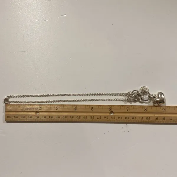 Avon Silver cluster of hearts Heart Pendant charm Necklace choker length - Image 6