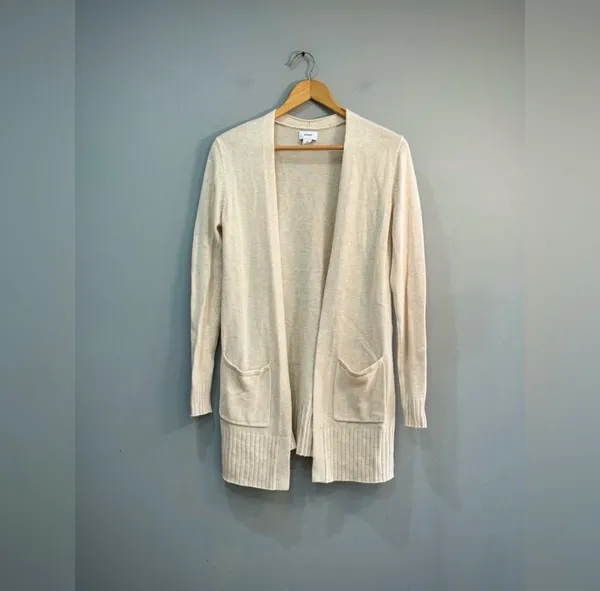 Cream Old Navy Oversized Open Sweater Size XS EUC - Image 3