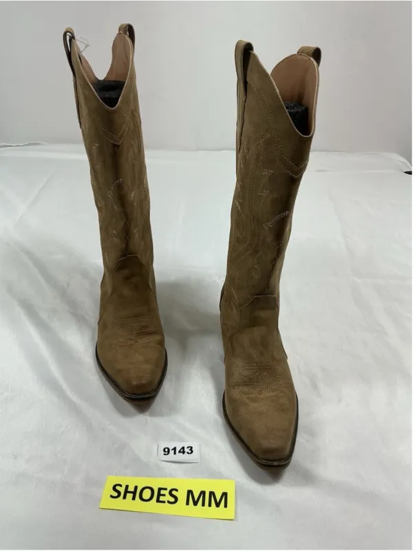 Womans New IUV Pullon Knee High Cowgirl Boots Size 8 Light Brown - Image 3