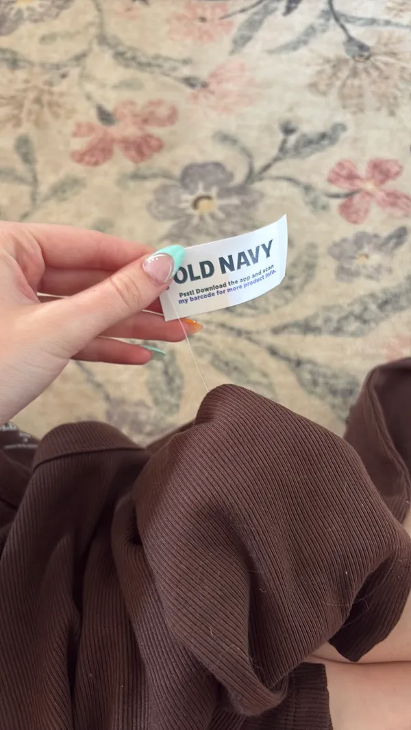Old Navy Long Sleeve brown - Image 3