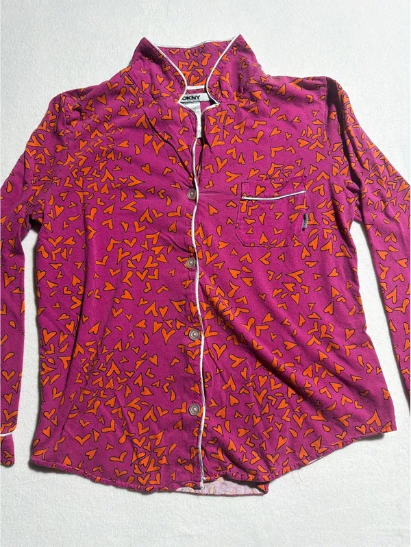 DKNY Women's Small Pink and Orange Heart Print Pajama Set - Image 3