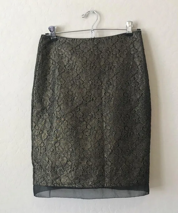 Ann Taylor Metallic Lace Pencil Skirt Petite - Image 4