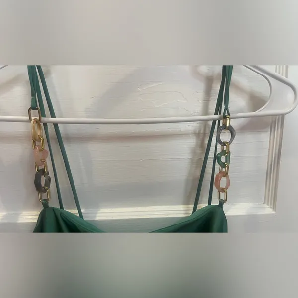 Zara green satin dress with chain straps and side slit Size M - Image 4