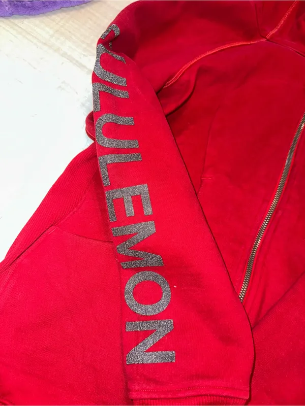 Lululemon Limited Edition Full Zip Scuba Hoodie Collection Classic size 8 - Image 4