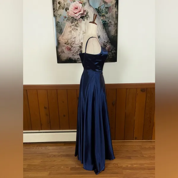 Gorgeous New Lecureler Navy Blue Satin Prom Gown - Image 5