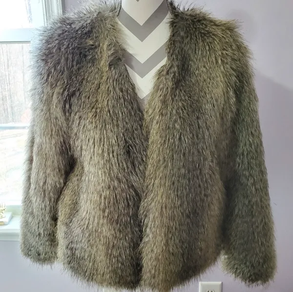 H&M Faux Fur Coat - Image 2