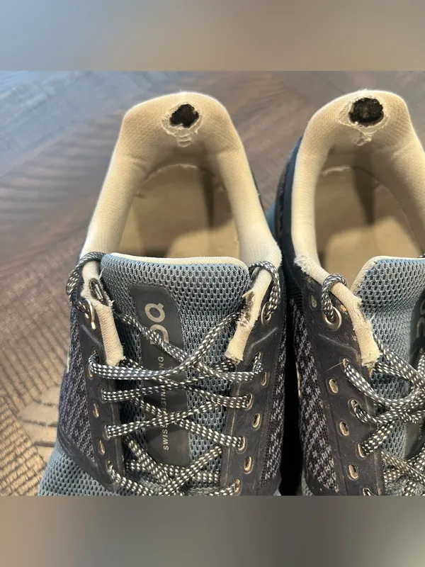 On Cloud stratus running sneakers navy blue 10.5 women - Image 12