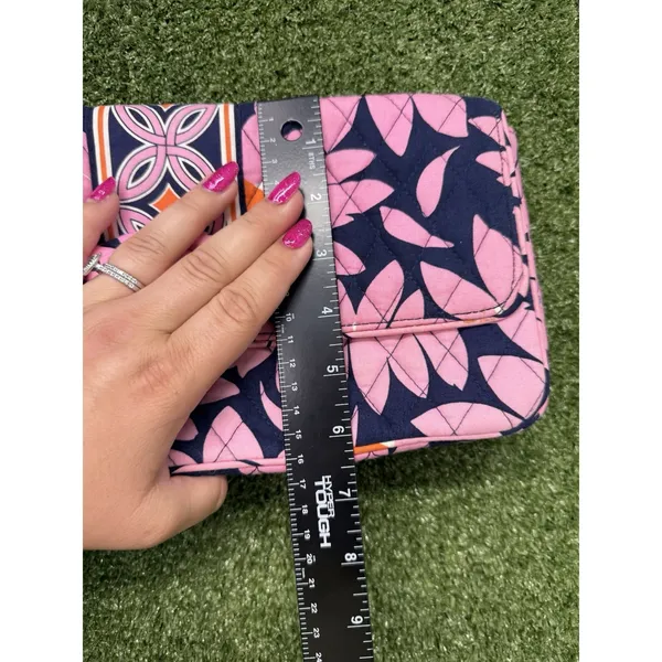 Vera Bradley Knot Just A Clutch Loves Me Pattern Shoulder Bag Casual Wallet - Image 7