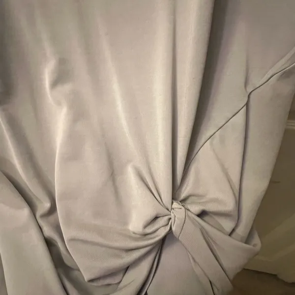 Double Zero Pale Gray Knot Front Short Sleeve Top From Buckle - Image 3