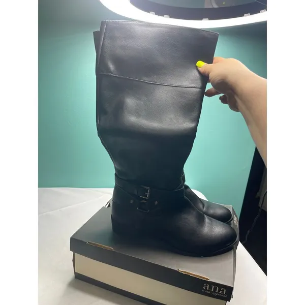 A.N.A size 9 Sleek Leather Boots for Everyday Wear New‎ - Image 2