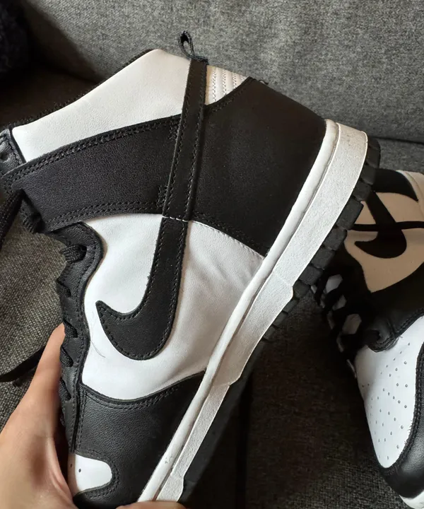 Nike Dunk High Top - Image 9
