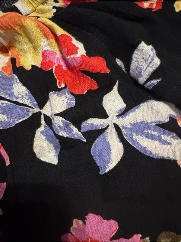 Billabong Floral Multi-Color Drawstring Top - Image 3