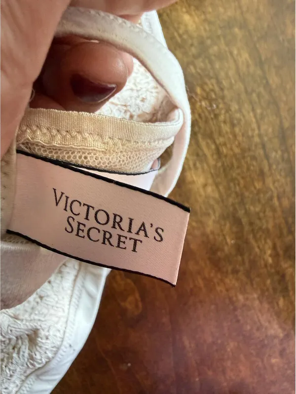 Victoria's Secret Body by Victoria Lace Bralette Cream Size S/P - Image 3