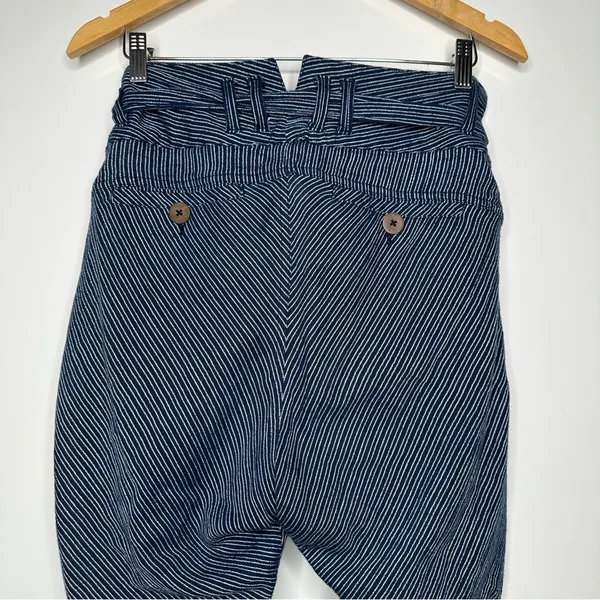 Free People Rumors Yarn Dye Blue Striped Harem Pants Size 6 - Image 5