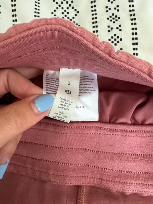 Lululemon Softstreme Shorts High-Rise 4" 2 - Image 2