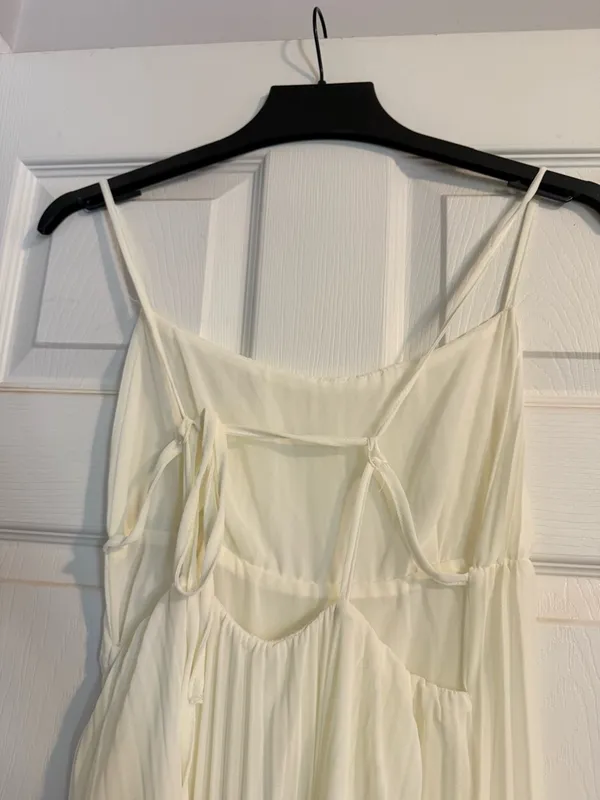 SHEIN white pleated dress - Image 2