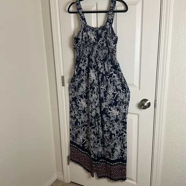 Larsyn & Lily Floral Navy Jumpsuit size X-Large - Image 10