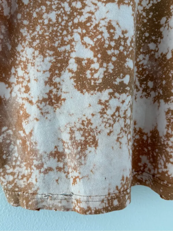 Distressed bleached khaki & cream off - Image 6