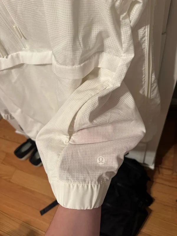Lululemon White Windbreaker Jacket - Image 4