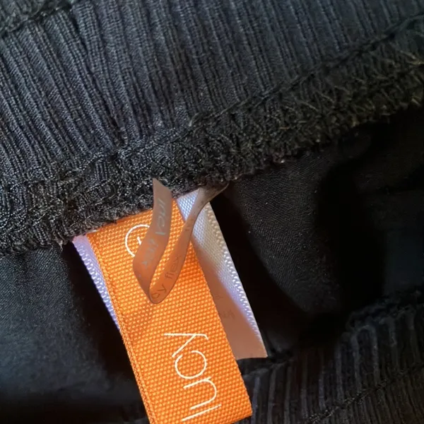 FINAL MARKDOWN Lucy shorts large Black - Image 4
