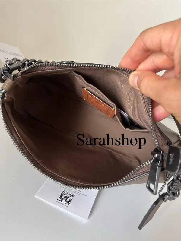 Coach Teri Shoulder Bag - Image 11