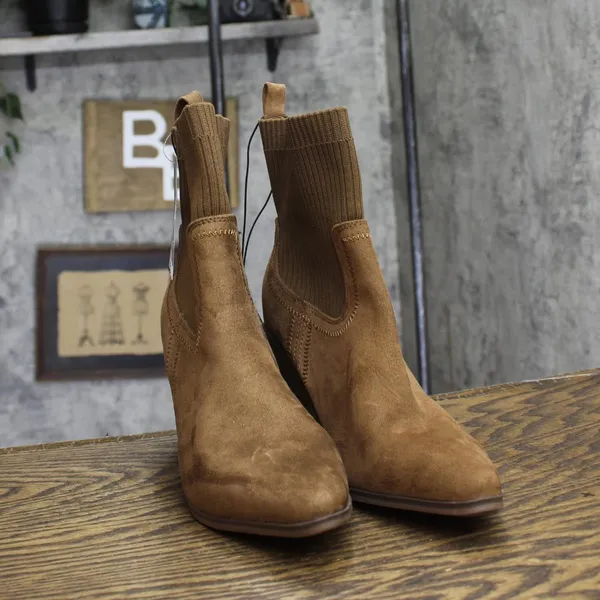 Universal Thread Womens Kinley Ankle Boots 88225775 Cognac Brown 9M - Image 3